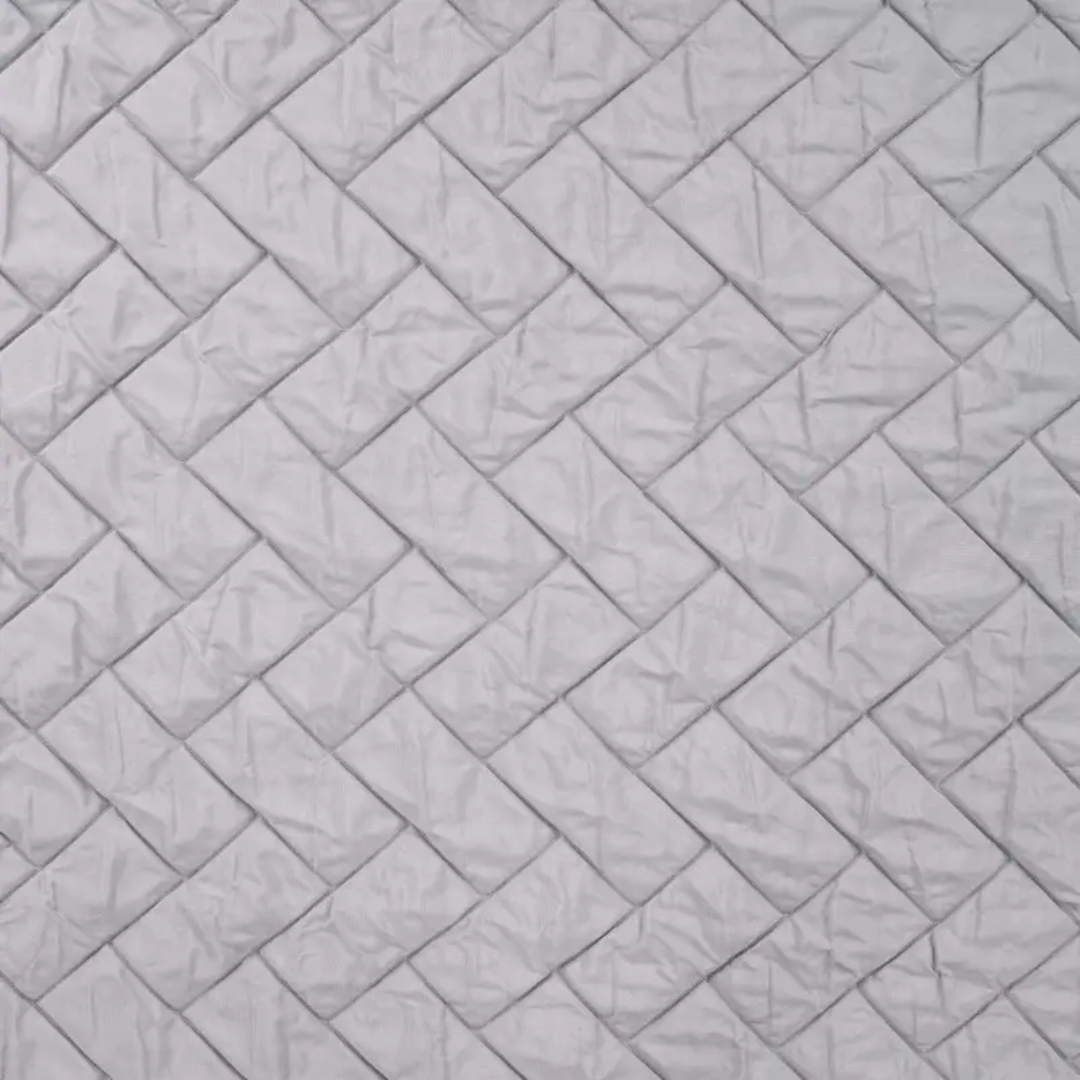 Diagonal quilt grijs